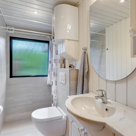 Sune - 500m From The Sea By Interhome 布拉万德