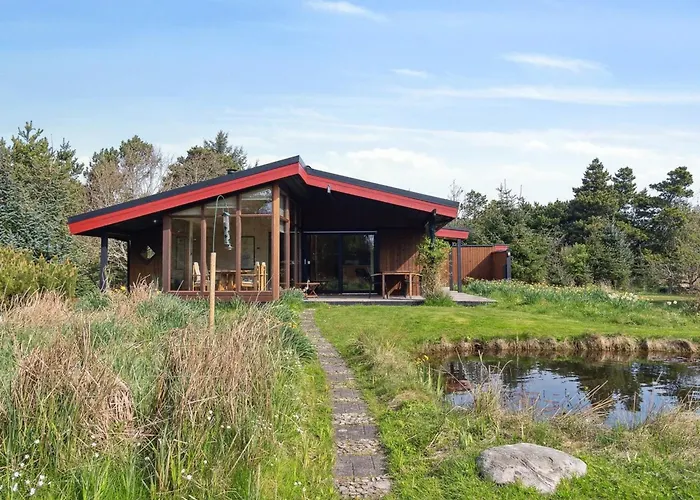 Sune - 500m From The Sea By Interhome