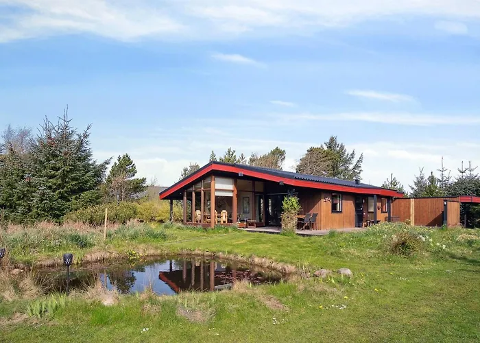 Sune - 500m From The Sea By Interhome